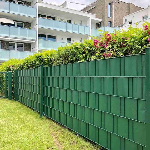 Sichtschutzstreifen Zaun 50 m x 19 cm inkl.30 Clips, Sichtschutz Zaunfolie PVC Sichtschutzstreifen Doppelstabmatten für Gartenzaun, Balkon/Diverse Farben