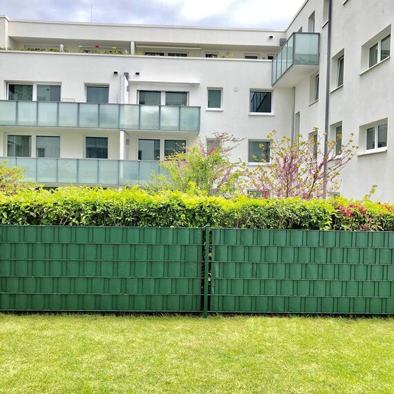 Sichtschutzstreifen Zaun 50 m x 19 cm inkl.30 Clips, Sichtschutz Zaunfolie PVC Sichtschutzstreifen Doppelstabmatten für Gartenzaun, Balkon/Diverse Farben