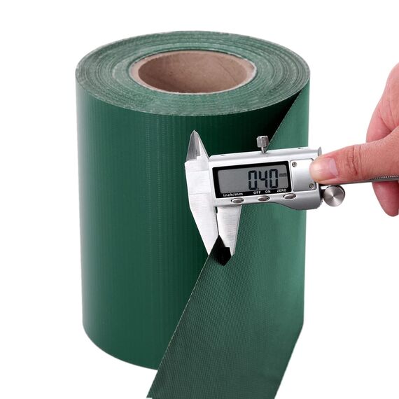 SONGMICS PVC Sichtschutzstreifen, Zaunfolie 40 m x 19 cm, extra dick und Blickdicht, mit 25 x Befestigungsclips, grün GPJ040L