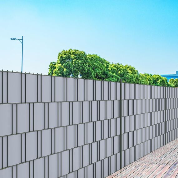 Zichaojia Sichtschutzstreifen Zaun 50 m x 19 cm inkl.30 Clips, PVC Sichtschutz Zaunfolie Sichtschutzstreifen Doppelstabmatten für Gartenzaun (50 m x 19 cm, Grau)