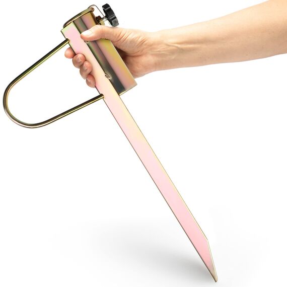 com-four® Sonnenschirmhalter aus Stahl - Bodenhülse für den Garten - Rasendorn für Sonnenschirme - Schirmständer mit Handgriff - Erdspieß mit Stockdurchmesser von 30-42 mm (goldfarben)