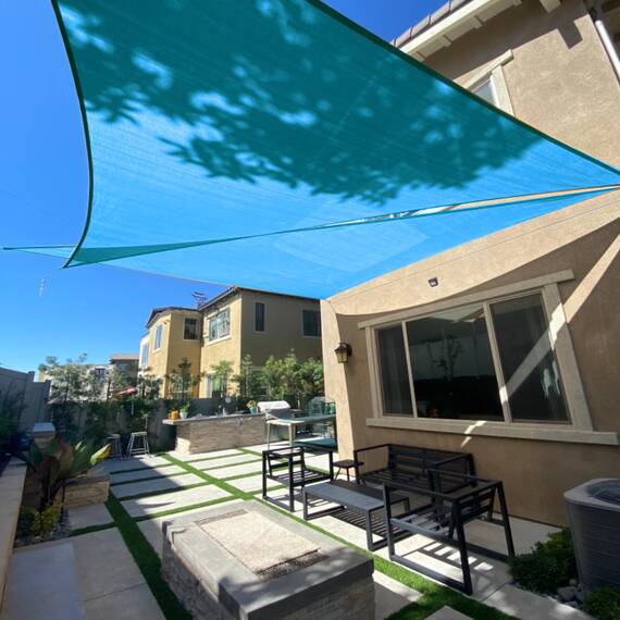 Sunlax, Sonnensegel 4,27 m × 4,27 m × 4,27 m – dreieckig, türkisblau, UV-blockierend, atmungsaktiv – Sonnenschutz für Terrasse und Garten