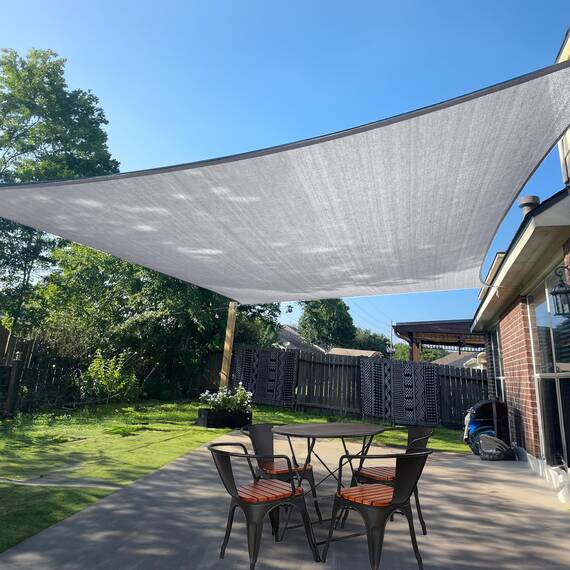 Sunlax, Sonnensegel, 3,7 m x 4,9 m – silberfarbenes rechteckiges Sonnenschutzsegel, UV-blockierend und atmungsaktiv, für Terrasse und Garten