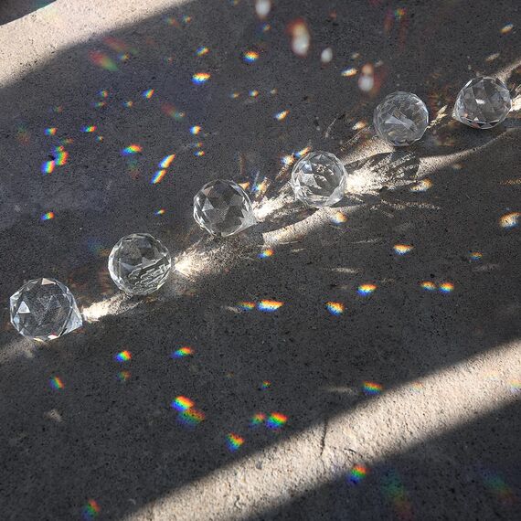 MerryNine 20Pack Kristallkugel 0.8"/20mm Prisma Sonnenscheinfänger Regenbogen Anhänger Maker, hängende Kristalle Prismen für Fenster, für Feng Shui, für Geschenk (Clear)