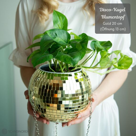 SCANDINORDICA Discokugel blumentopf - Spiegelkugel hängende blumentöpfe, diskokugel Pflanzen, discokugel deko übertopf makramee, Geschenk Freundin | Disco Kugel pflanzentopf – 20 cm Gold