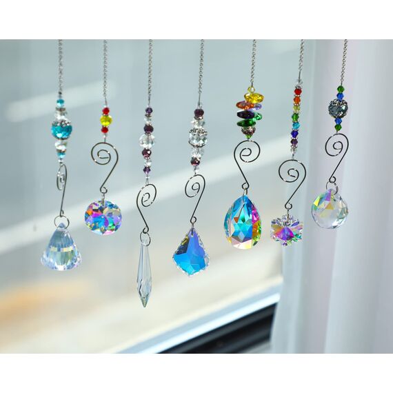 H&D Hyaline & Dora 7 Stück Kristall Sonnenfänger zum Aufhängen mit bunten Perlen Prisma Kettenanhänger, Weihnachtsschmuck, Fenster, Zuhause, Wand, Baum, Autos, hängende Dekoration