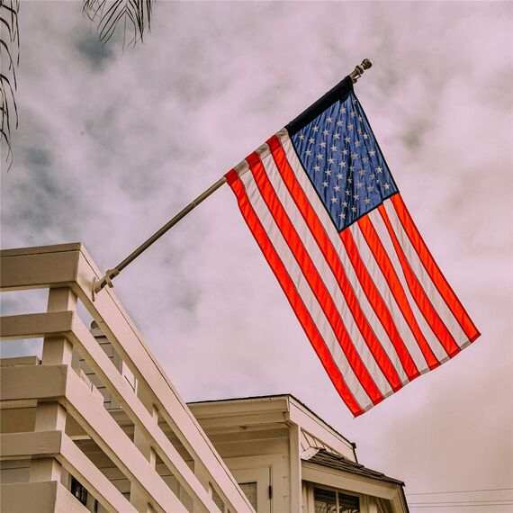 TALITARE Fahnenmast aus Aluminium Silber mit Fahnenmasthalter aus Edelstahl, Edelstahl 180 cm Fahnenstange kit mit Halterung mit Drehbaren Ringen/Silber Basis