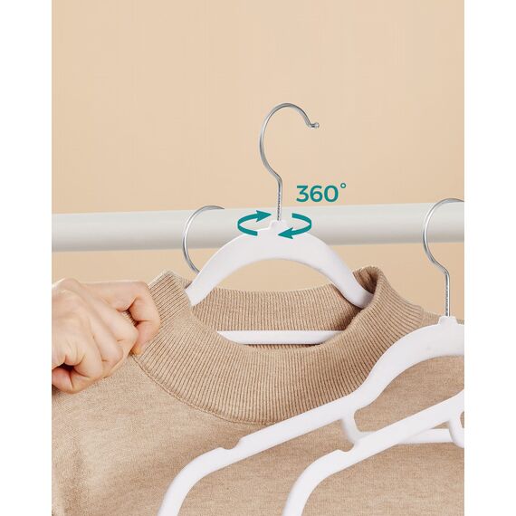 SONGMICS Kleiderbügel Samt, 50er Set, Bügel, rutschfest, kleine Stange für Krawatten, 360° drehbarer Haken, 0,6 cm dick, platzsparend, 43,5 cm lang, für Mäntel, Hosen, Silber-Weiß CRF020W02