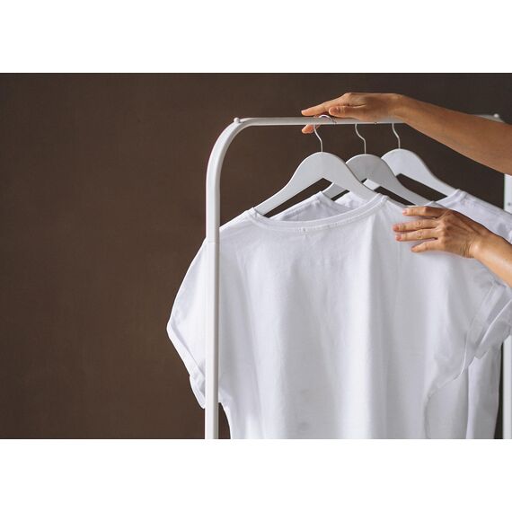 OGIVO Kleiderbügel Holz – 100er Set Holzbügel Bügel aus Holz für Ihre Garderobe – 360° drehbarer Haken – Einkerbungen an den Schultern – Hangers Clothes (Weiß)