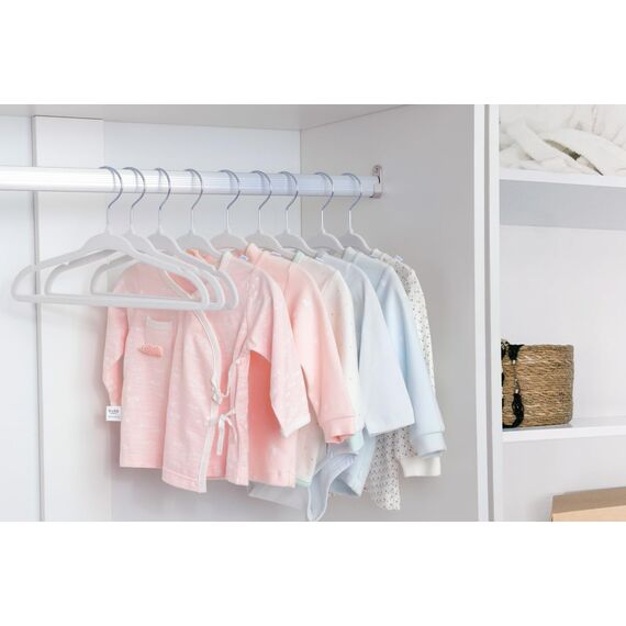 ManGotree Baby-Kleiderbügel aus Samt, Kleinkind-Kinderbügel mit Drehbarem Haken, Gekerbtes Schulter Design für Kinder und Kinderkleidung (30 Stück, Weiß)