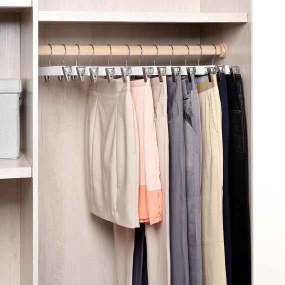 Amber Home 20 Stück 36cm Weiß Kleiderbügel aus Holz, Robust und Glänzend Hosenbügel Aufhänger für Hosen Shorts Rock Socken Unterwäsche, mit rutschfest Clips und Drehbar Haken