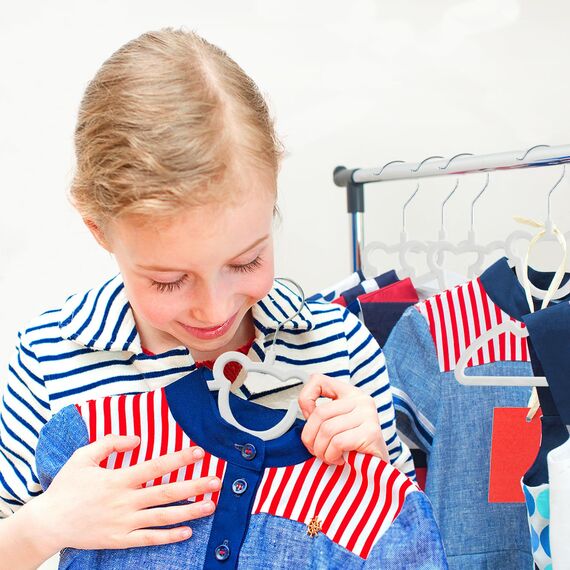 ManGotree 32,5 cm Kinder-Samtbügel, rutschfeste Filz-Babykleiderbügel, Niedliche Bärenbügel für das Kinderzimmer, Platzsparende Kleinkindbügel für den Kinderkleiderschrank (20 Stück, Weiß)