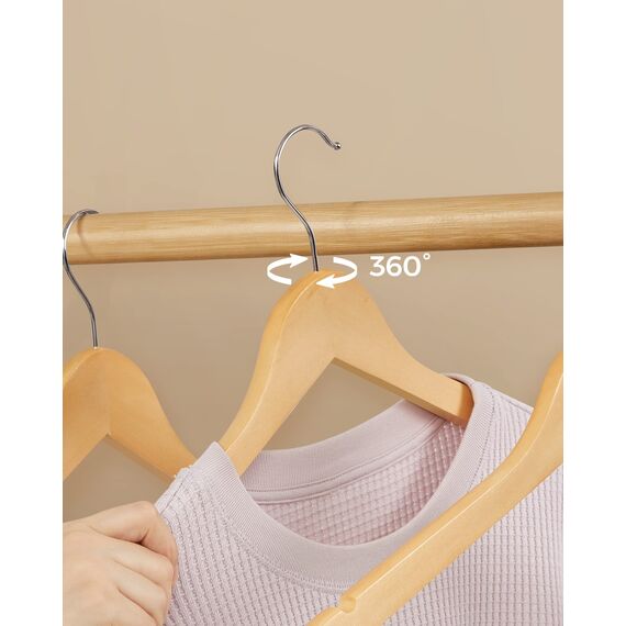 SONGMICS Kleiderbügel Holz, 30er Set, Bügel aus Massivholz, Einkerbungen im Schulterbereich, Rutschfester Hosensteg, um 360° drehbarer Haken, für Anzüge, Hemden, naturfarben-silbern CRW031NL