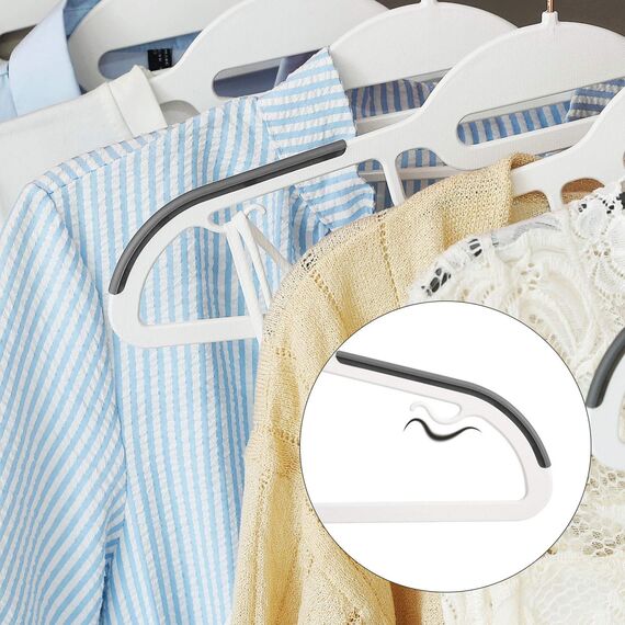 SONGMICS Kleiderbügel 30er Set, Anzugbügel aus Kunststoff, hochwertig, Anti-Rutsch-Design, platzsparend, 0,5 cm dick, Haken in Roségold, um 360° drehbar, 41,5 cm breit, weiß-dunkelgrau CRP043W01