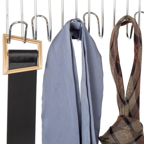 Amazon Basics Holz-Gürtelhalter, 2 Stück, 40x15.5 cm, Natürlich