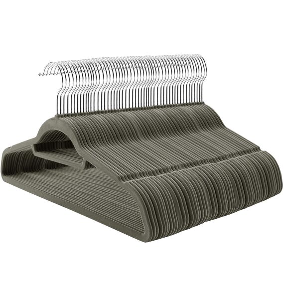 SONGMICS 50 Stück Kleiderbügel Samt, 0,6 cm dick, Anzugbügel Jackenbügel mit Rutschfester Oberfläche, mit Zwei Einkerbungen, 360°drehbarer Haken