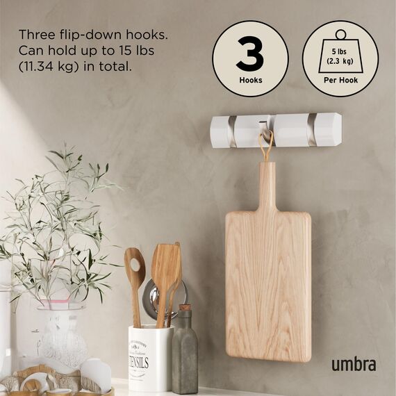 Umbra Flip 3 Garderobenhaken – Moderne, Schlichte und Platzsparende Garderobenleiste mit 3 Beweglichen Haken für Jacken, Mäntel, Schals, Handtaschen und Mehr, Weiss/Nickel