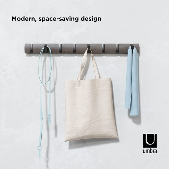 Umbra Flip 8 Garderobenhaken - Moderne, Schlichte und Platzsparende Garderobenleiste mit 8 Beweglichen Haken für Jacken, Mäntel, Schals, Handtaschen und Mehr, Grau/Zinnfarben