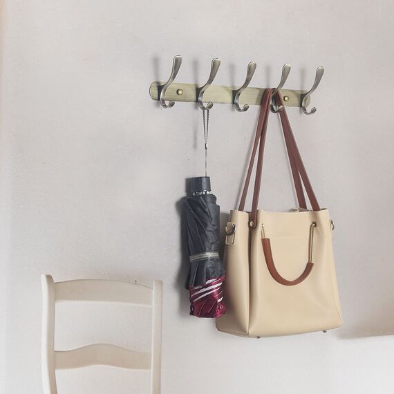 SKOLOO Garderobenleiste, Moderne, stabile Metall Kleiderhaken Wand mit 5 Haken, 2er-Pack, zum Aufhängen von Kleidung, Mantel, Hüten, Jacken, Rucksack, Hakenleiste Bronze