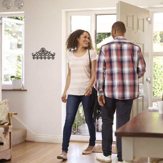 Relaxdays Garderobenleiste aus Gusseisen, 5 Haken, Antiker Landhausstil, HBT: ca. 17 x 35 x 3,5 cm, Hakenleiste, bronze