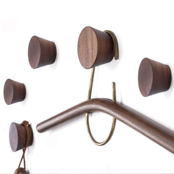 Thread-T 5 Stück Wandhaken Holz für Bademantel Hat Kleidung Wandhalterung Haken Aufhänger Handtuch Rack Schlafzimmer Dekoration Holz Haken Mehrzweck Organisator (Walnut)