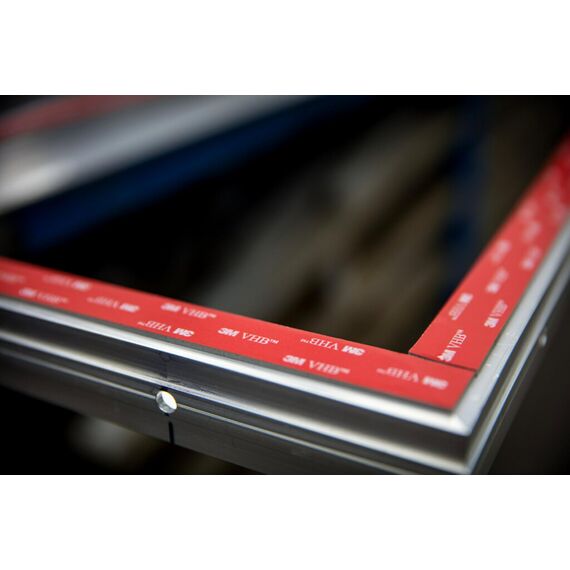 3M VHB 4910F Montage Klebeband doppelseitig - transparent, ermöglicht das Fügen transparenter Materialien mit praktisch unsichtbarer Klebstoffschicht - 19mm x 3m, Transparent, 1.0mm (1-er Pack)