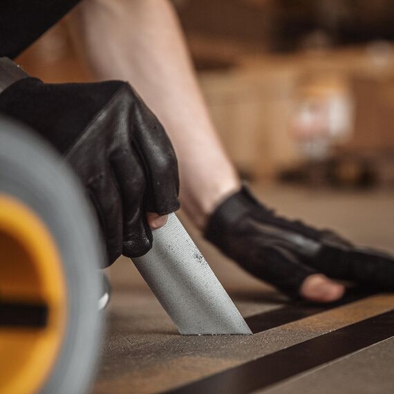 Defender EXA-TAPE mit ERGO-Core, Schwarz Matt, 50 mm x 50 m