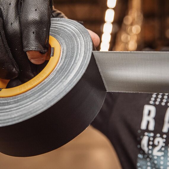 Defender EXA-TAPE mit ERGO-Core, Schwarz Matt, 50 mm x 50 m