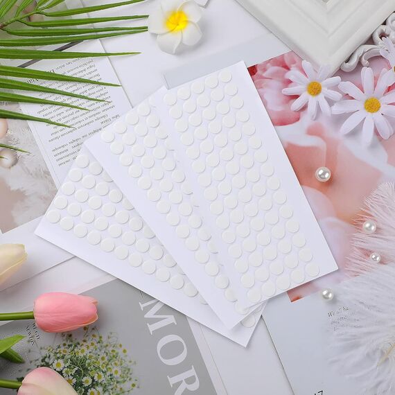 JANYUN 280 Stück doppelseitige Klebepunkte, entfernbar, rund, transparent, klebrig, keine Spuren, wasserfest, kleine Aufkleber für Festival-Dekoration (10 mm)