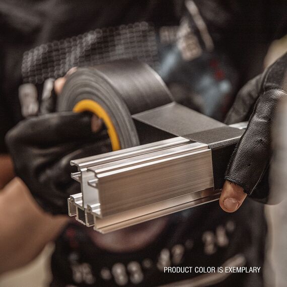 Defender EXA-TAPE mit ERGO-Core, Schwarz Glänzend, 50 mm x 50 m