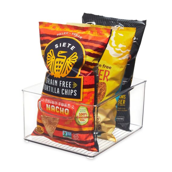 iDesign,63898,Aufbewahrungsbox AA8für dieKüche, großer &tiefer Küchen Organizer aus Kunststoff,offene Kühlschrankbox mit Griffen, durchsichtig, 25,5 cm x 20,25 cm x 12,75 cm