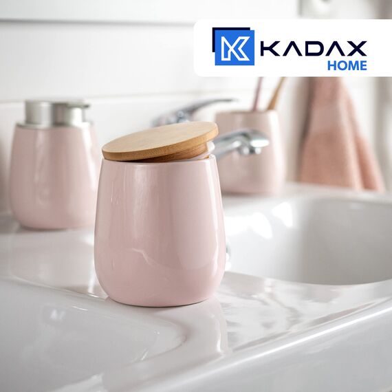 KADAX Kosmetikdose, Aufbewahrungsdose aus Keramik, Wattedose mit Deckel aus Bambus, Wattepadhalter, Vorratsdose, Wattebehälter, Universaldose für Badezimmer, Wattepads, rund (rosa)