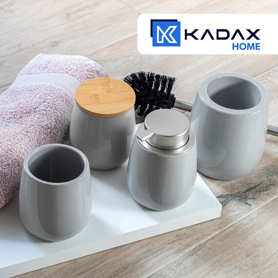 KADAX Kosmetikdose, Aufbewahrungsdose aus Keramik, Wattedose mit Deckel aus Bambus, Wattepadhalter, Vorratsdose, Wattebehälter, Universaldose für Badezimmer, Wattepads, rund (grau)