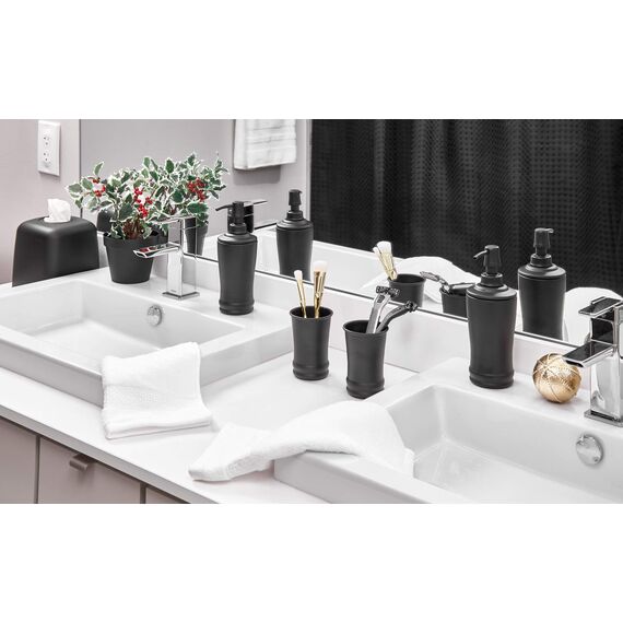 iDesign, hoher Seifenspender Olivia aus Metall, 237 ml Fassungsvermögen, für Bad, Küchenspüle, Waschtisch, matt schwarz