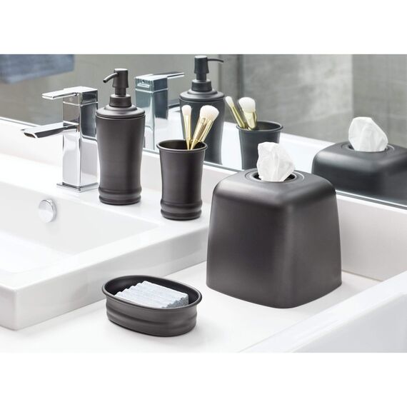 iDesign, hoher Seifenspender Olivia aus Metall, 237 ml Fassungsvermögen, für Bad, Küchenspüle, Waschtisch, matt schwarz