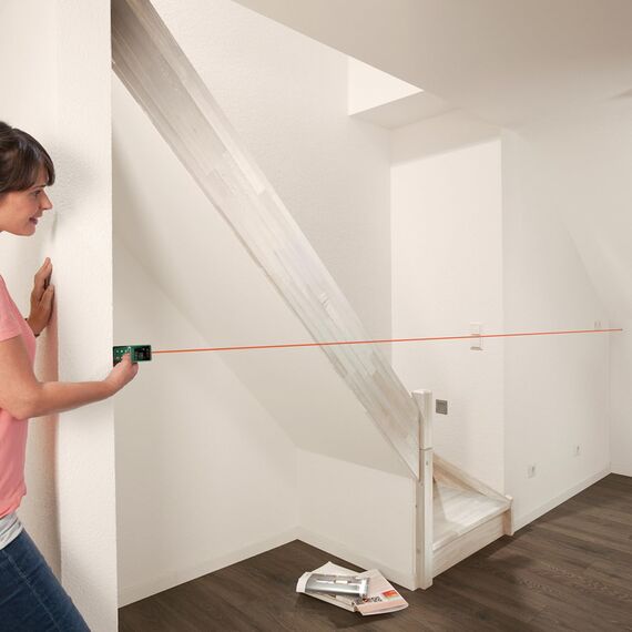 Bosch Laserentfernungsmesser UniversalDistance 30 (Distanz bis 30m präzise messen, Messfunktionen, Speicherfunktion, im Karton)