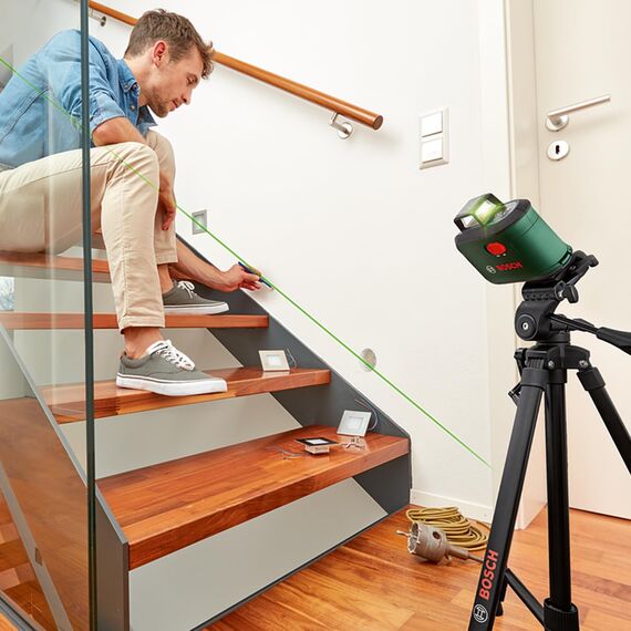 Bosch Kreuzlinienlaser AdvancedLevel 360 mit Premium-Stativ (3 Laserlinien inkl. 360° zum Ausrichten im ganzen Raum, im E-Commerce Karton)