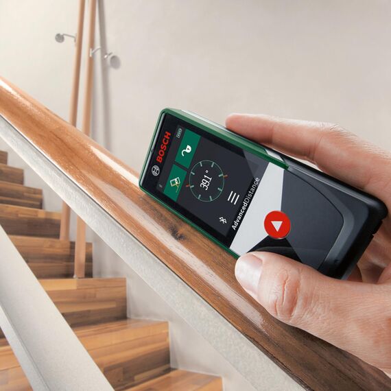 Bosch Laserentfernungsmesser AdvancedDistance 50C (Distanz bis 50m präzise messen, Touch-Display, Messfunktionen mit integrierter Hilfe, im E-Commerce Karton)