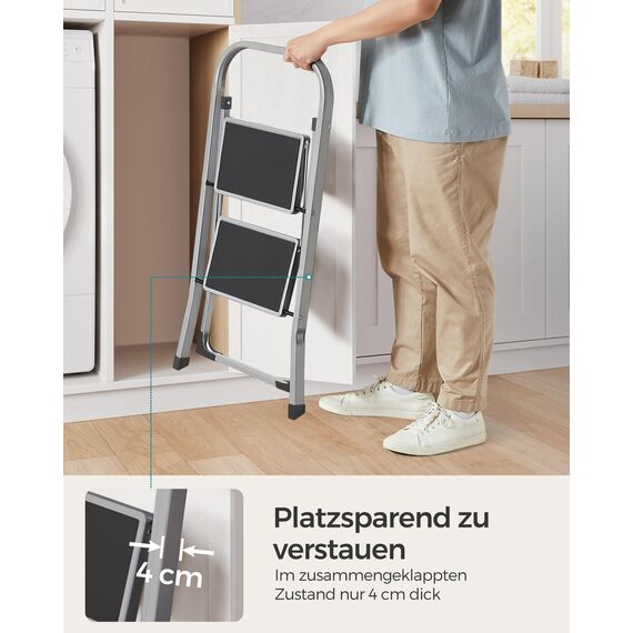 SONGMICS Trittleiter, Leiter mit 2 Stufen, Klapptritt, Klappsicherung, einfach zu verstauen, bis 150 kg belastbar, Taubengrau GSL012G01