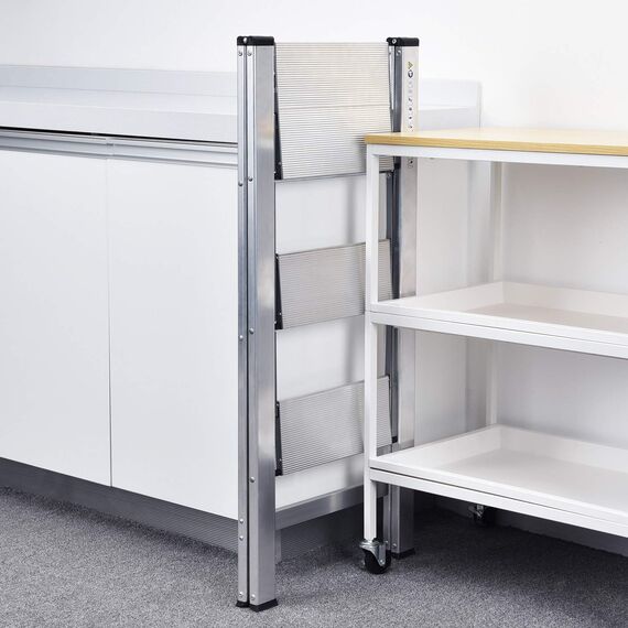 KINGRACK Stufenleiter, Trittleiter Stufen, Klapptrittleiter mit Handlauf, rutschfeste Haushaltsleiter mit Klappsicherung, Aluminium Tritthocker (3 Stufen, Silber)