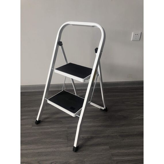 2 Stufen Klappleiter Trittleiter Klappbar Tragbare kompakte Leiter Rutschfeste Matte Einfache Aufbewahrung Stehleiter für Home Kitchen Office DIY 150 kg max Belastung