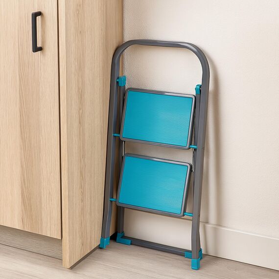 Beldray LA023957TQFEU7 2 Stufen Leiter - Klappbar/kompakt 80cm hohe Tritthocker, 150kg max Trittleiter mit Handläuf, rutschfeste Stehleiter, Leicht für außen/innen Reinigung, Dekorieren, Lackieren