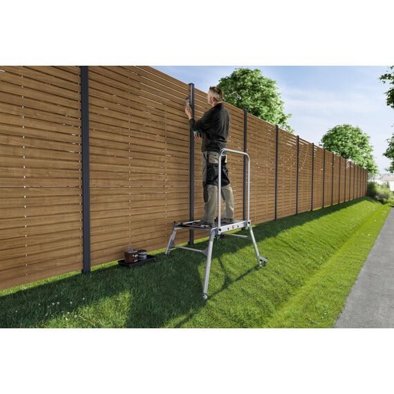 Hailo LP Outdoor Leiternpodest – rutschfeste Arbeitsplattform für Außenbereiche - teleskopierbare Füße für unebene Flächen - belastbar bis 300kg - Für Tritt- und Stehleitern bis 5 Stufen