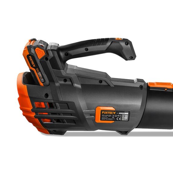 FUXTEC Akku Laubbläser 20V FX-E1LB20 - Inklusive 1 x Li-Ion 4Ah-Akku und 2,4A Ladestation - Laubgebläse zum Entfernen von Laub für Garten, Gehweg und Einfahrt - Leise - bis 38m/s