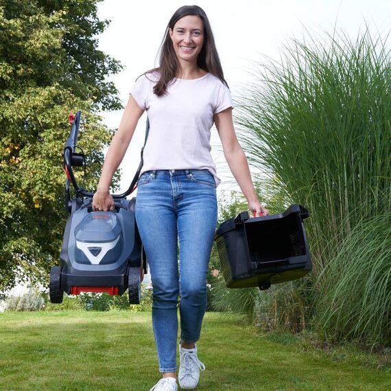 AL-KO Elektro-Rasenmäher 3.82 E Easy, Kunststoffgehäuse, 45 L Fangbox, geeignet für Rasenflächen bis 500 m², zentrale 6-fache Schwarz-grau Easy 38 cm / 1.600 Watt