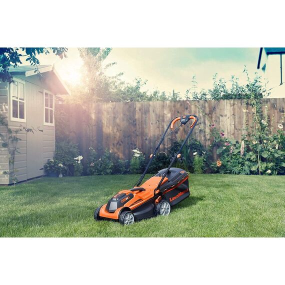 LawnMaster CLMF2434G Akku-Rasenmäher 24V Max 2x4.0Ah Batterie, 34cm, 300m² Mulchen 32L, 20-70mm 6-Stufige Schnitthöhenverstellung