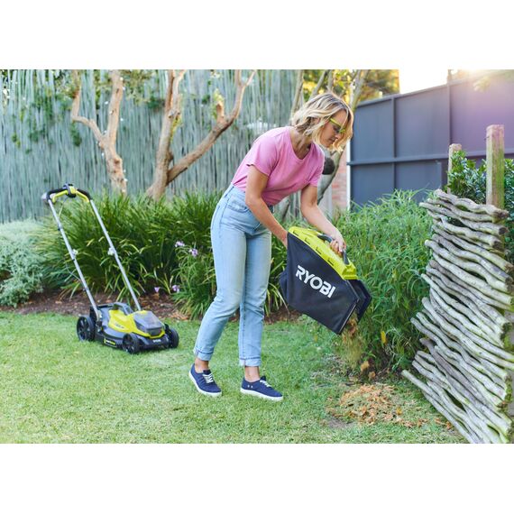 RYOBI 18 V ONE+ Akku-Rasenmäher RLM18X33B40 – 33 cm Schnittbreite, inkl. 4,0 Ah Akku & Ladegerät, kompakt & leicht für kleine Rasenflächen