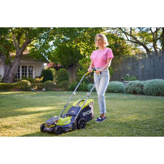 RYOBI 18 V ONE+ Akku-Rasenmäher RLM18X33B40 – 33 cm Schnittbreite, inkl. 4,0 Ah Akku & Ladegerät, kompakt & leicht für kleine Rasenflächen