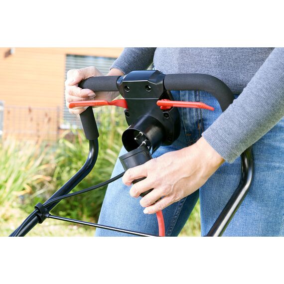 AL-KO Elektro-Rasenmäher 32.2 E Comfort, 32 cm Schnittbreite, 1200 W Motorleistung, Kunststoffgehäuse, angenehmer Doppelschalter, für Flächen bis 250 m², zentrale 6-fache Schnitthöhenverstelllung