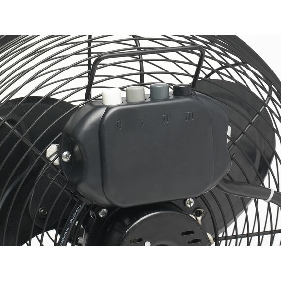 Bestron Bodenventilator im Retro-Stil, Windmaschine mit 3 Geschwindigkeitsstufen & stufenlos neigbarem Ventilatorkopf, Raumlüfter im Chrom-Design, Höhe: 39 cm, Ø 35 cm, 55 W, Farbe: Schwarz